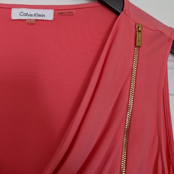 Calvin Klein Top - Picture 2 of 3